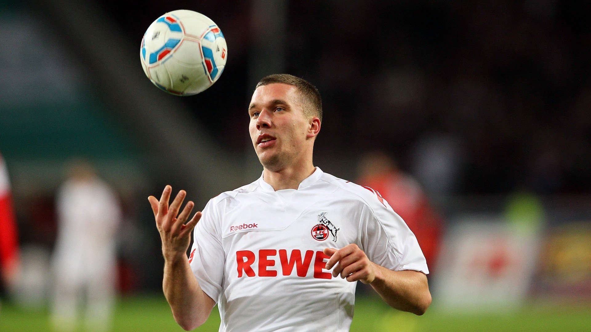 城市夜跑拍摄体验，留下运动与光影的结合之美，城市夜跑说说