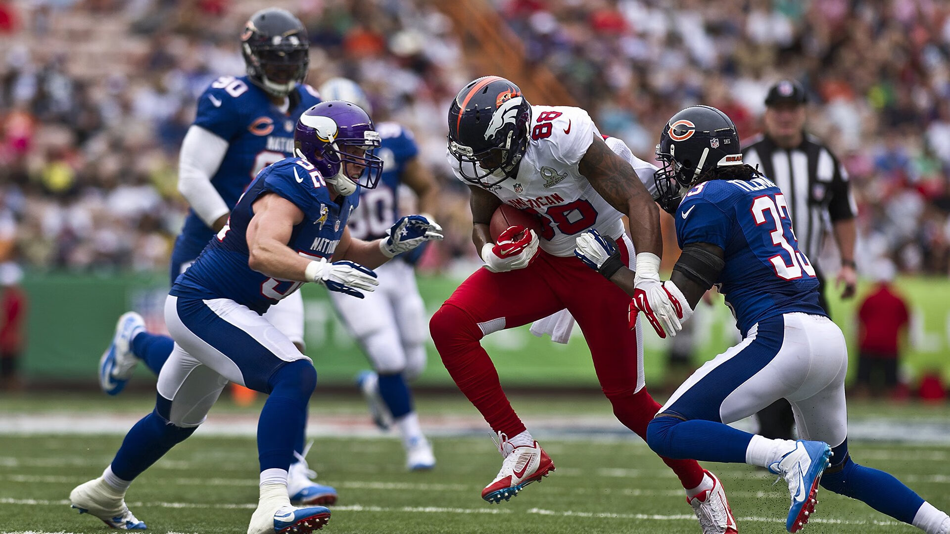 英超经典战役，精彩进球和关键扑救让现场沸腾，英超精华集锦